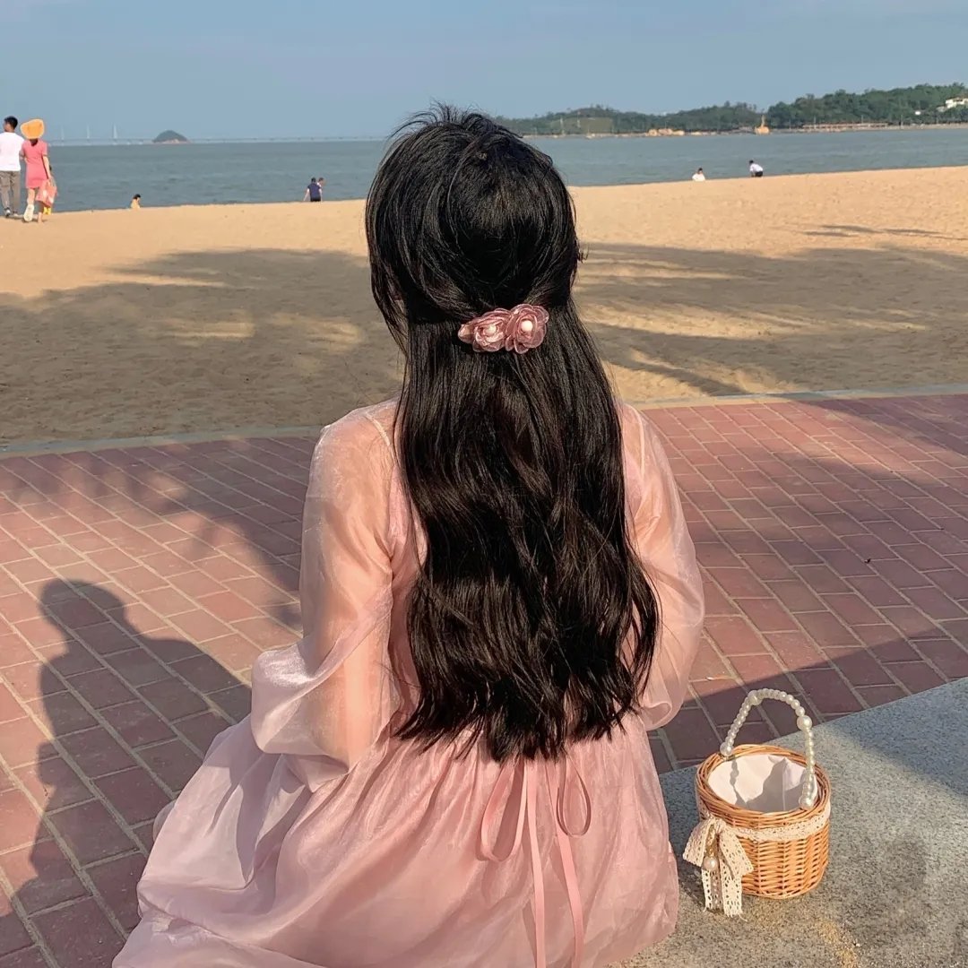 风流女教师封面
