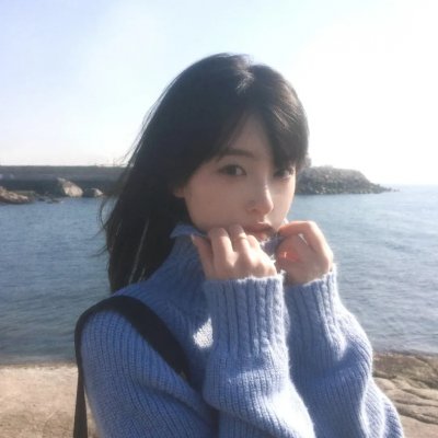 鲜花盛开的村庄封面